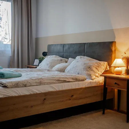 Modern Living - Free Parking & Self Check-in * Štýrský Hradec