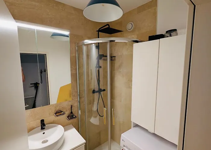 Modern Living - Free Parking & Self Check-in 公寓 *