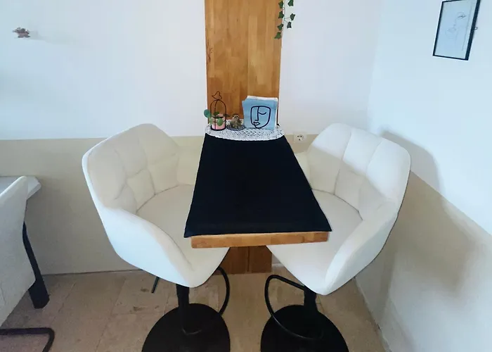 公寓 Modern Living - Free Parking & Self Check-in