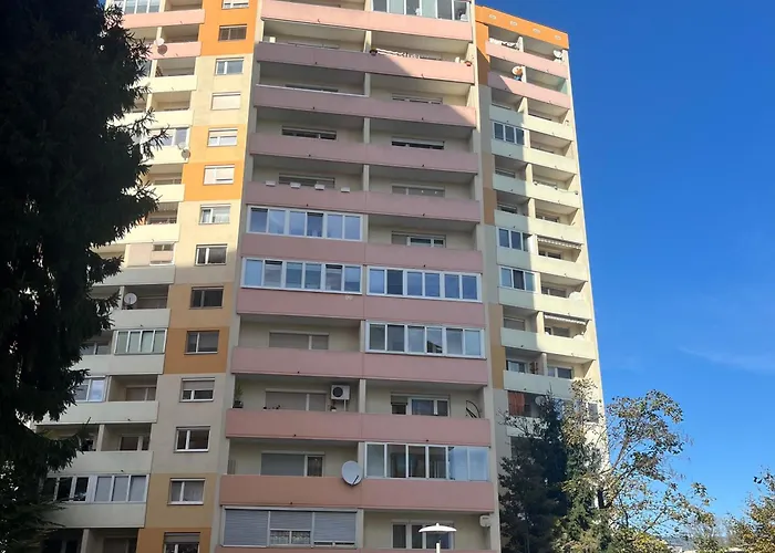 Modern Living - Free Parking & Self Check-in Apartmán *